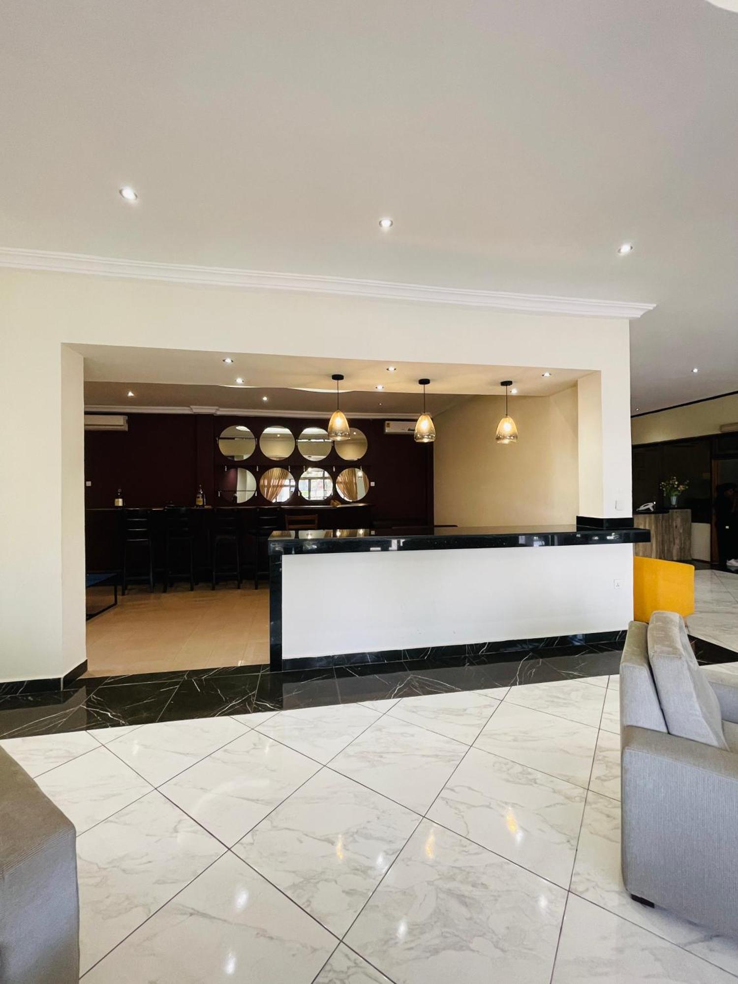 Niagara Hotel Аккра Екстер'єр фото